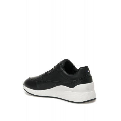 يو إس بولو أسن حذاء رياضي نسائي أسود من فانيز 2PR