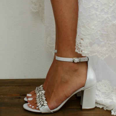 Wedding Shoes Women's Leatherette Chunky Heel Peep Toe Platform Sandals Wedding Shoes Women's Leatherette Chunky Heel Peep Toe Platform Sandals