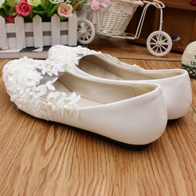 Wedding Shoes Women's Leatherette Flat Heel Closed Toe Flats With Imitation Pearl Applique Wedding Shoes Women's Leatherette Flat Heel Closed Toe Flats With Imitation Pearl Applique