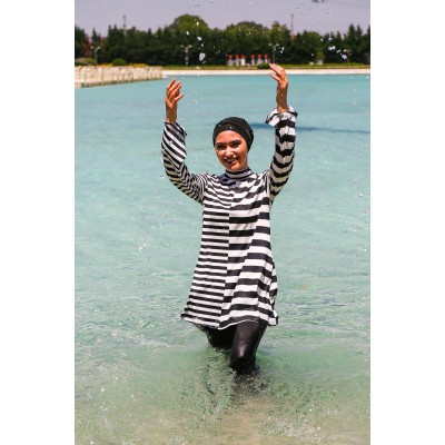 Mayo burkini Marina Black and White Striped Design Fully Covered Hijab Swimsuit 1951 Mayo burkini Marina Black and White Striped Design Fully Covered Hijab Swimsuit 1951