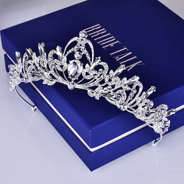 Wedding Accessories Ladies Beautiful Alloy Crowns 