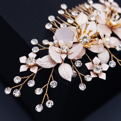 Wedding Accessories Ladies Fine Rhinestone Imitation Pearls Combs and Barrettes Wedding Accessories Ladies Fine Rhinestone Imitation Pearls Combs and Barrettes